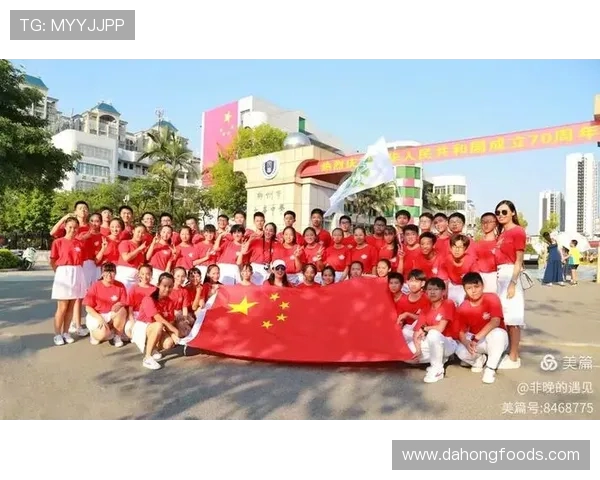 周琦观看阅兵盛况激动转发微博表白祖国深情呼喊爱我中华 周琦观看阅兵盛况激动转发微博表白祖国深情呼喊爱我中华